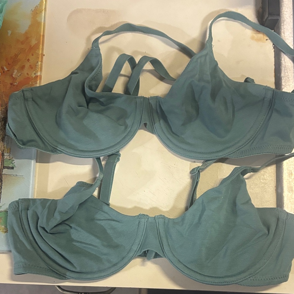 Auden Seafoam Underwire Bras set of two brand new never worn make an offer!